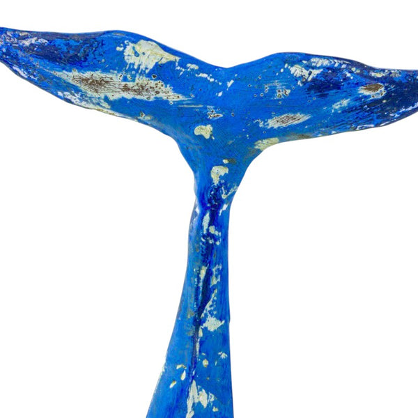 detalle cola ballena azul de madera pintada a mano Brocantia decoración