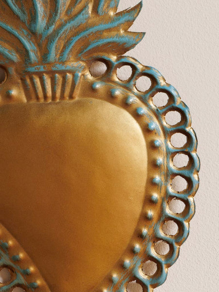 decoración mexicana corazón dorado y turquesa