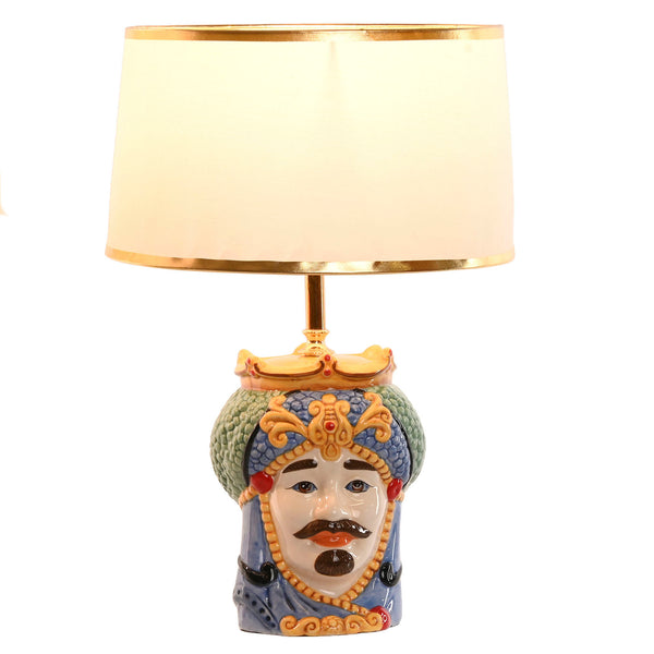 Lámpara encendida Testa di Moro hombre con pantalla blanca – luz cálida y base colorida