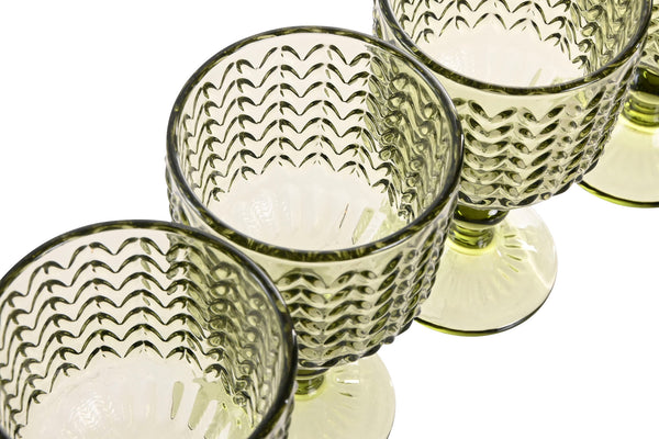 Detalle superior de copas de cristal verde diseño espiga Brocantia.