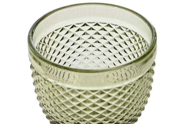 Detalle del grabado de picos en copa verde de cristal Brocantia.