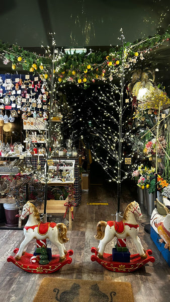 decoración navideña clásica caballito balancín vintage