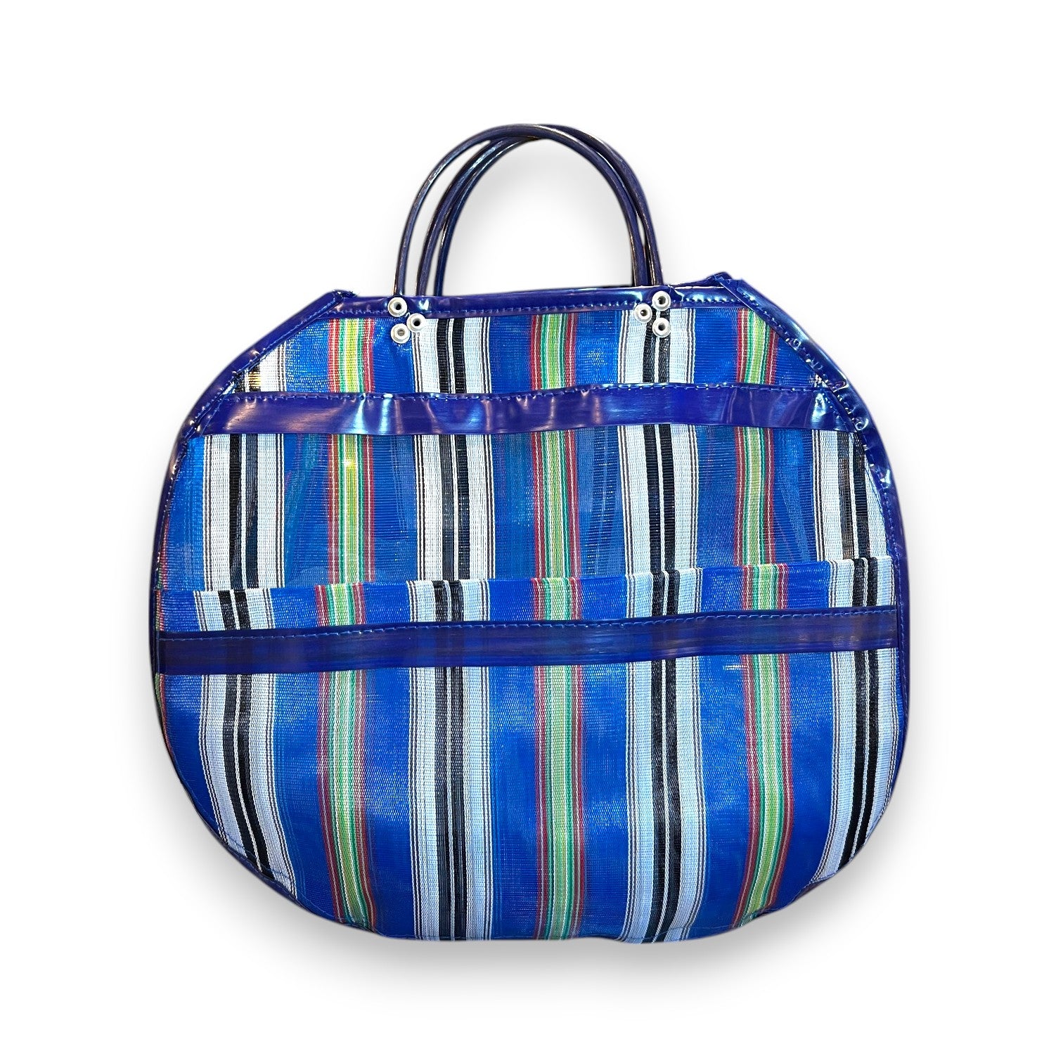 bolsa de mercado mexicana redonda grande azul con rayas multicolor y asas de vinilo, vista frontal - Brocantia