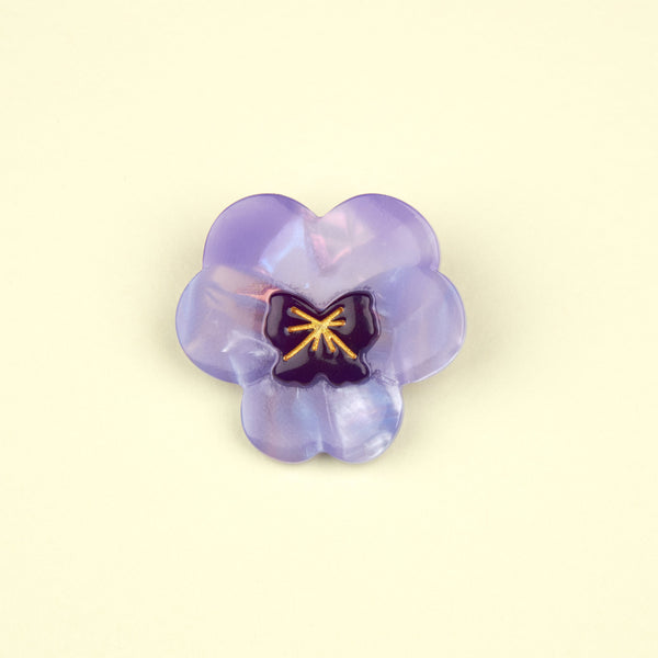 Broche pensamiento de acetato reciclado color lavanda nacarado – vista frontal