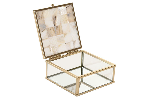 Interior de caja con tapa abierta y fondo reflectante