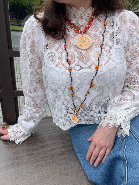 Collar Naranja corto