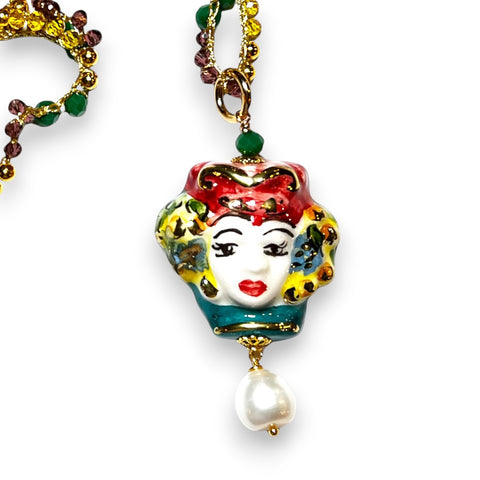 collar artesanal siciliano con colgante testa di moro reina pintado a mano y perla – Brocantia