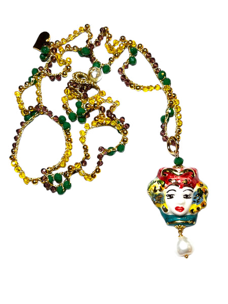 collar largo bisutería siciliana con rostro de cerámica testa di moro y cadena de cuentas multicolor – Brocantia
