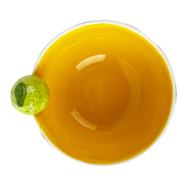 Vista cenital del interior amarillo del bol