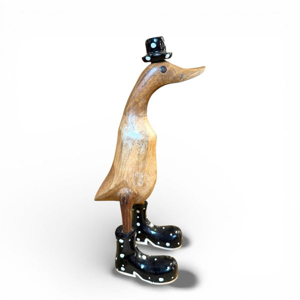 Figura de pato en madera reciclada con sombrero