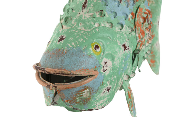Figura pez pintado a mano