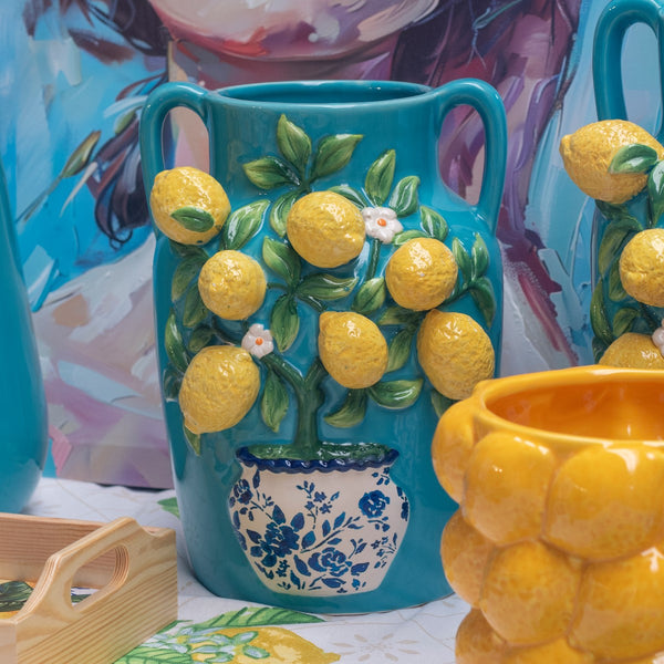 Jarrón mediterráneo con limones y hojas en cerámica