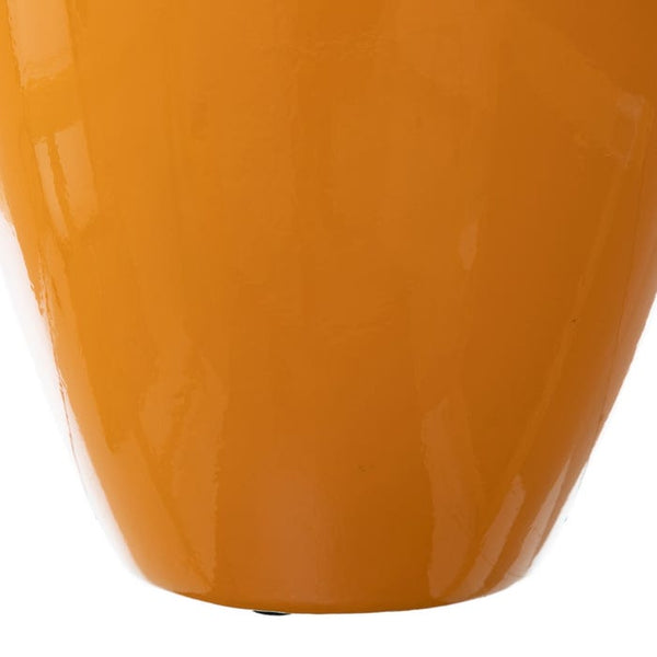 detalle base jarrón naranja brillante diseño minimalista Brocantia
