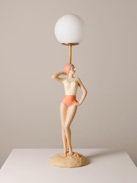 Lámpara decorativa de bañista vintage con pantalla cristal blanco