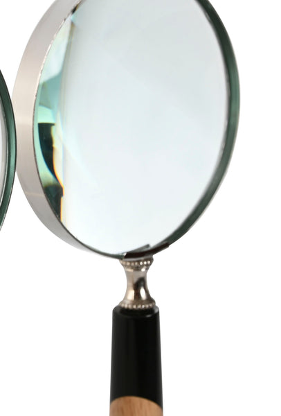 Lente de aumento circular con borde metálico