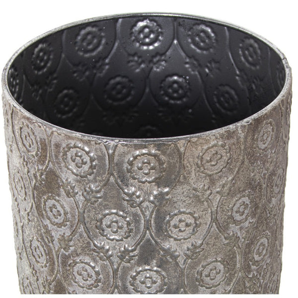 detalle relieve floral paragüero metal plata