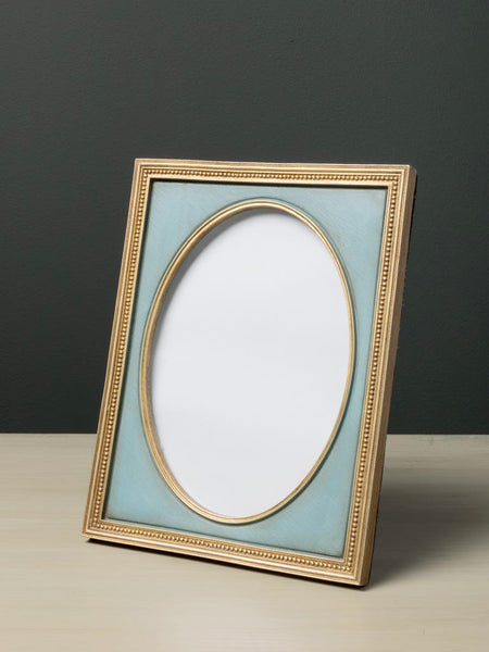 Marco decorativo con forma ovalada interior