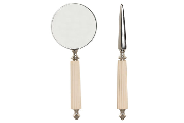 Vista frontal de lupa y abrecartas con mango estriado marfil