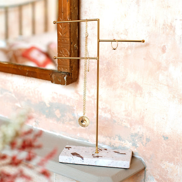 Stand joyas terrazzo